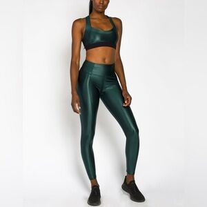 Heroine Sport Marvel Emerald Green Women's 3/4 Leggings & Bra Top